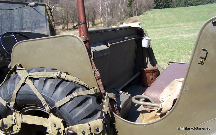 Dodge WC 24 vojenské vozidlo USA